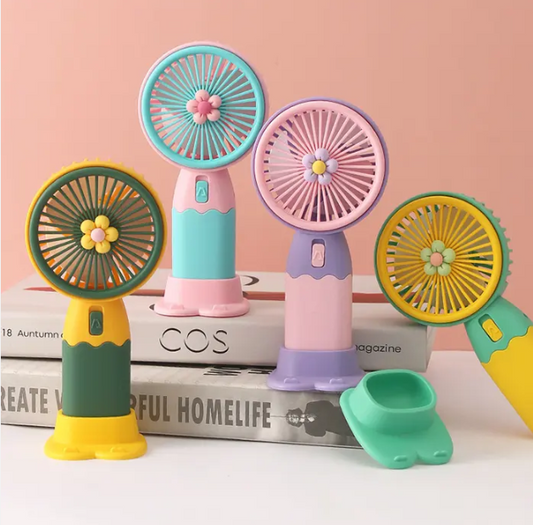 مروحة صغيرة